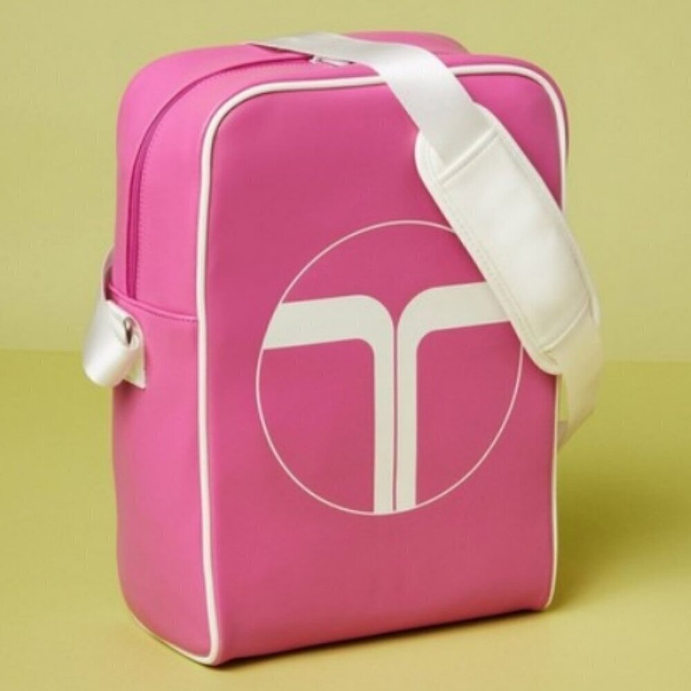 💕TRINA TURK💕 Retro Travel Bag ~ Pink with White Signature T Logo NWT